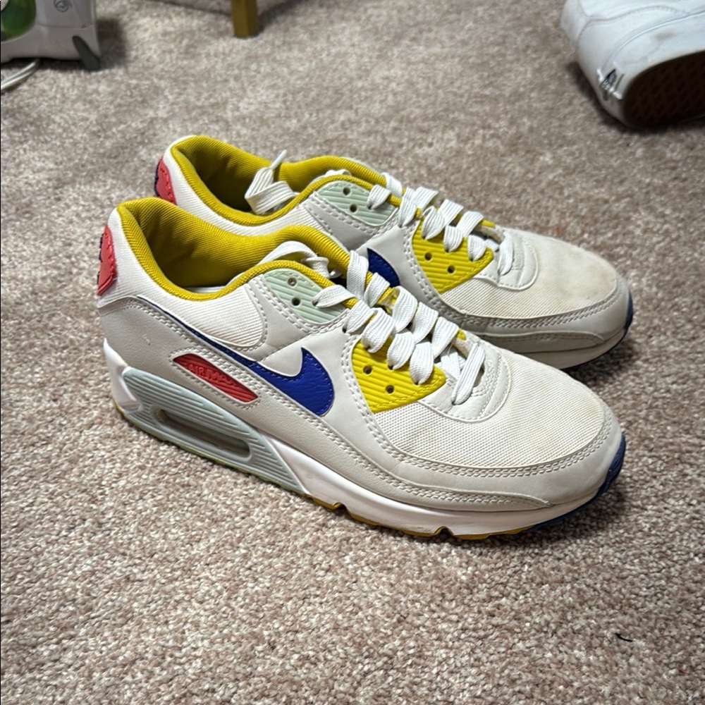 Nike Women's Sneakers - White, Yellow, Blue, Red